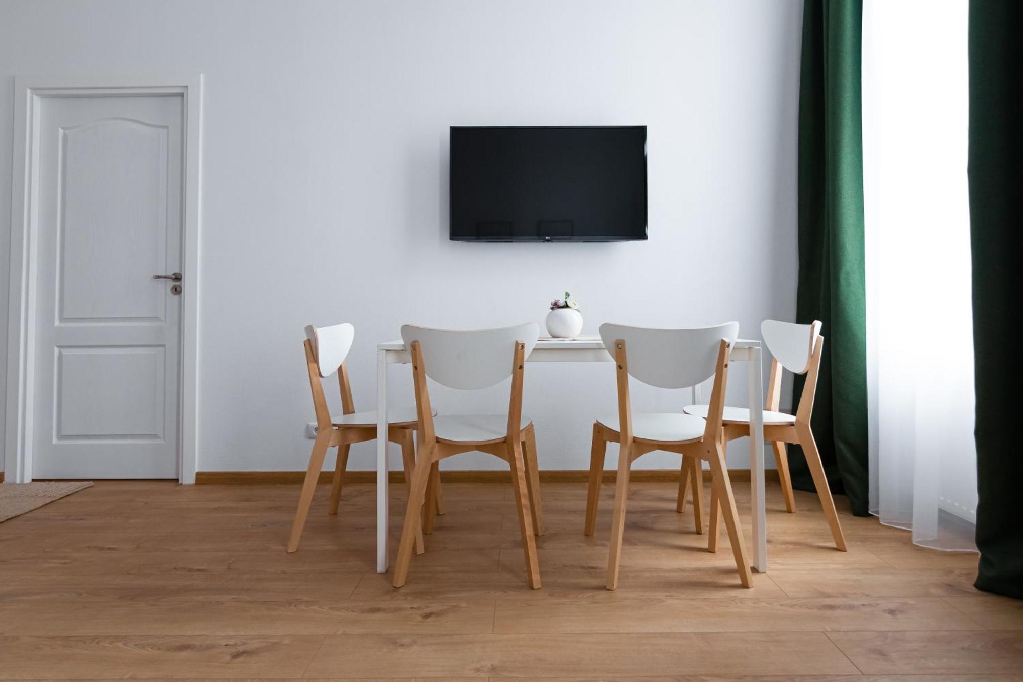 Urban Six Apartments Făgăraş Εξωτερικό φωτογραφία