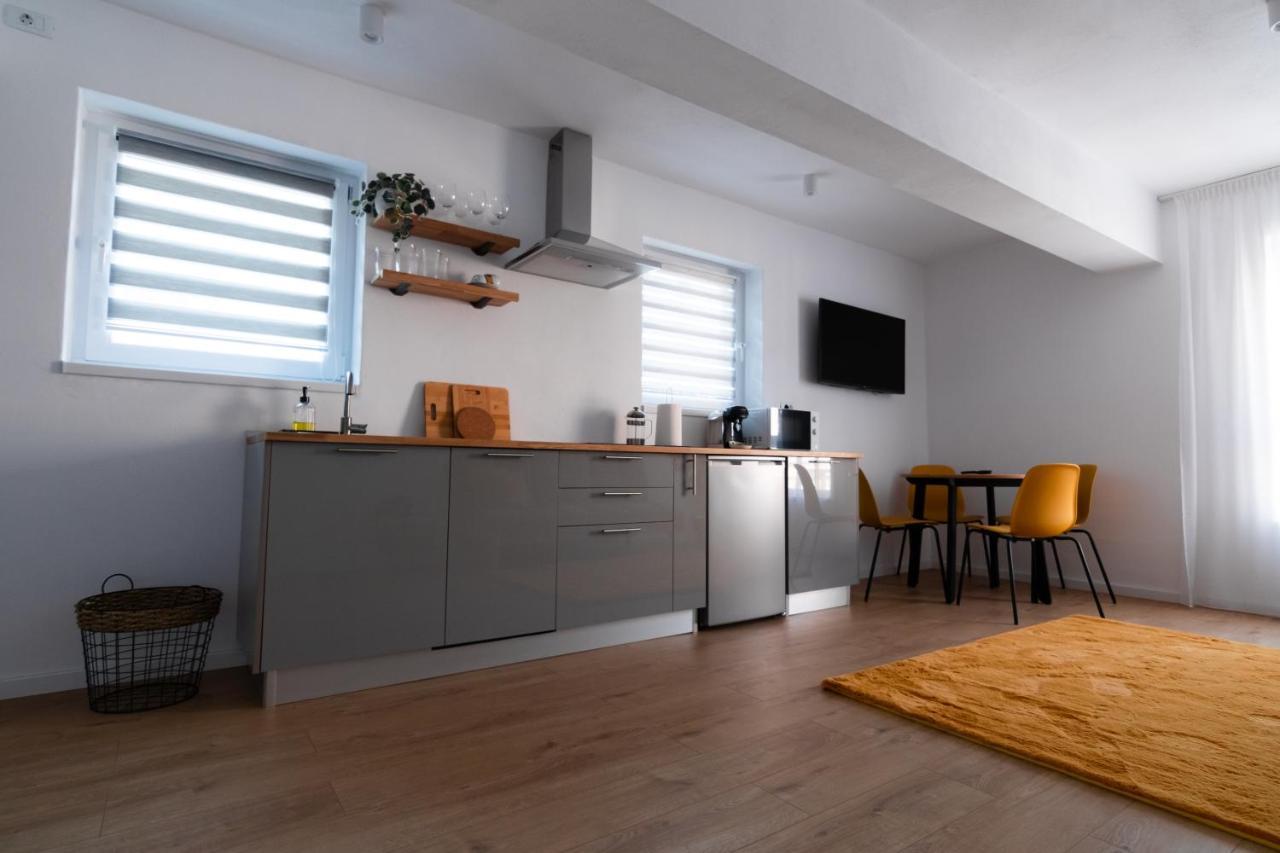 Urban Six Apartments Făgăraş Εξωτερικό φωτογραφία