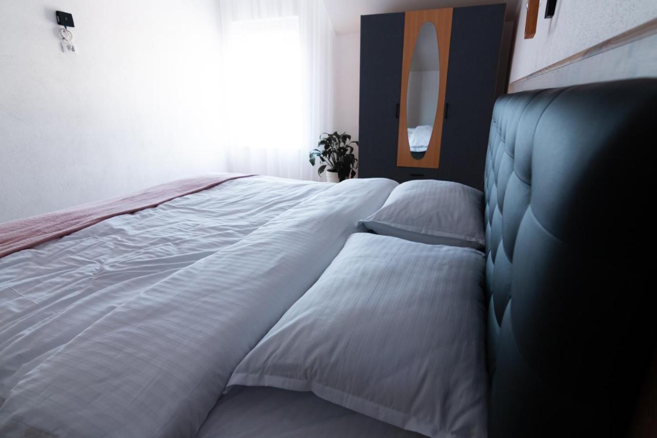 Urban Six Apartments Făgăraş Εξωτερικό φωτογραφία