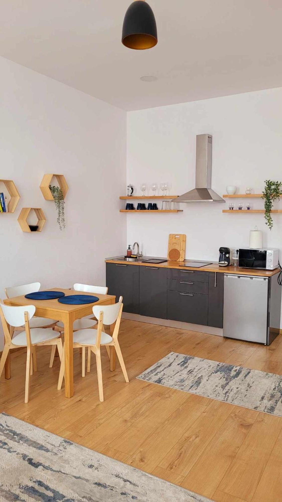 Urban Six Apartments Făgăraş Εξωτερικό φωτογραφία